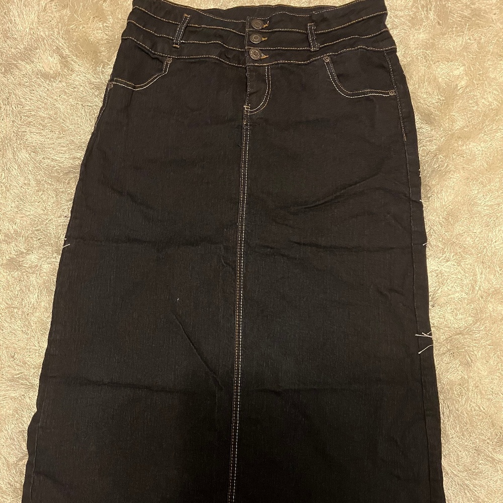 Denim skirt